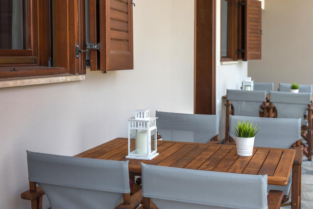 Apartamento Pleiades Casual Living Nea Roda Exterior foto